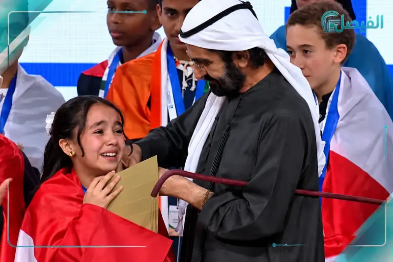 لحظة تتويج بطلة تحدي القراءة العربي